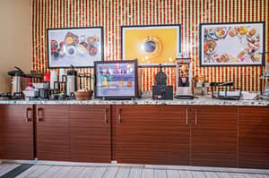 thumbnail: Breakfast area
