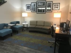 thumbnail: Lobby sitting area