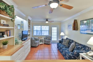 thumbnail: Living area
