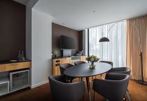 thumbnail: Meeting Room