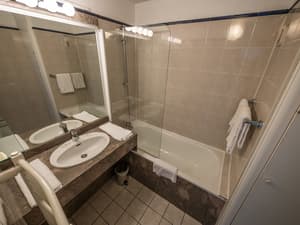 thumbnail: Bathroom