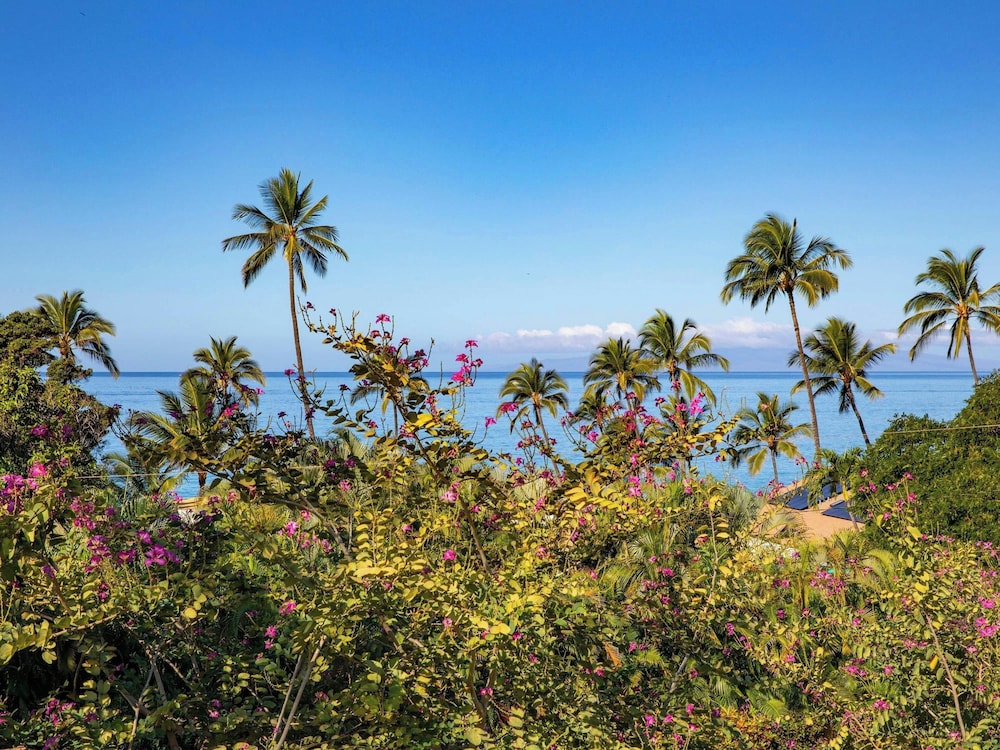 Beach/ocean view