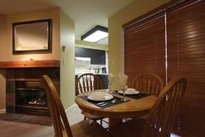 thumbnail: In-room dining