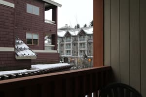 thumbnail: Balcony view