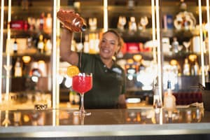 thumbnail: Bar (on property)
