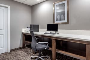 thumbnail: Business center