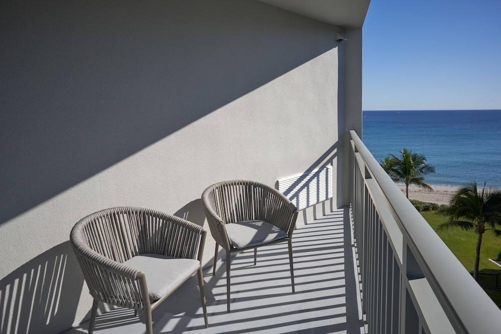 Beach/ocean view