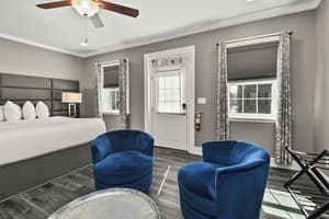 thumbnail: Living area