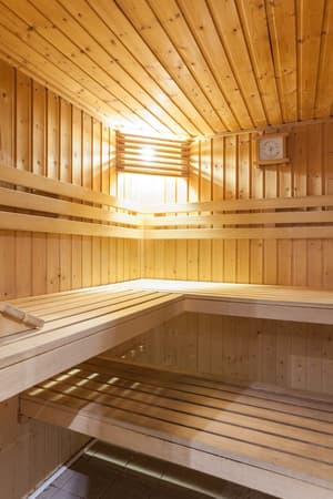 thumbnail: Sauna