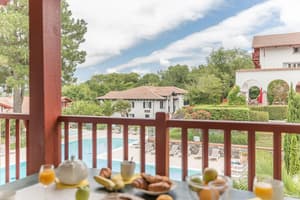 thumbnail: Terrace/patio