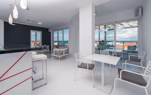 thumbnail: Bar (on property)