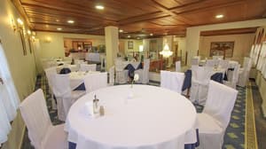 thumbnail: Breakfast area