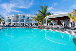 thumbnail: Pool