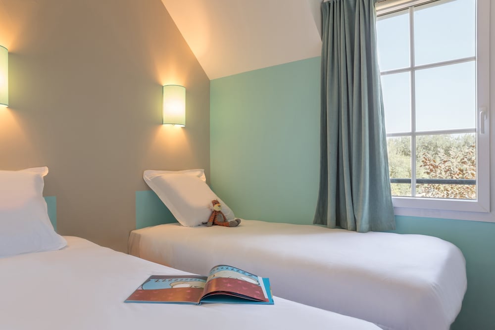Children's theme room