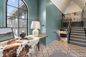 thumbnail: Interior entrance