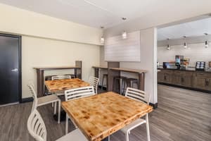 thumbnail: Breakfast area
