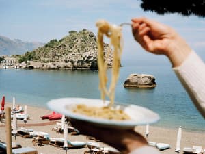 thumbnail: Restaurant