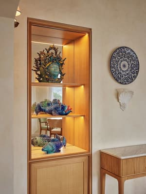thumbnail: Interior