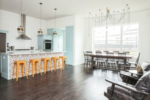 thumbnail: Interior