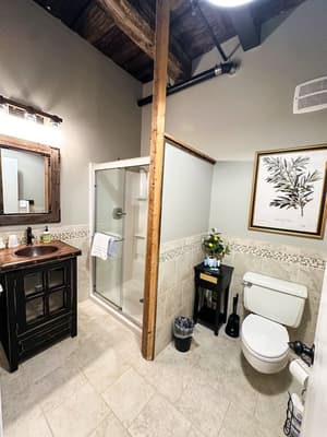 thumbnail: Bathroom
