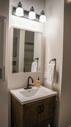 thumbnail: Bathroom