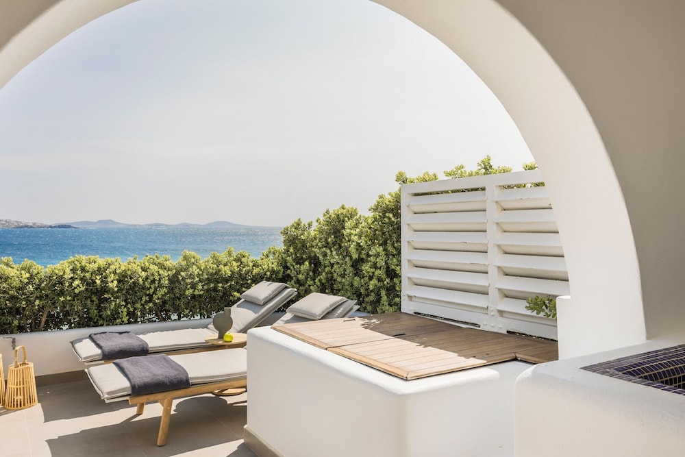 Beach/ocean view