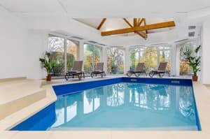 thumbnail: Pool