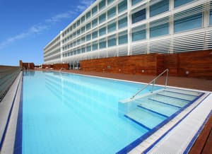 thumbnail: Swimming pool-spa