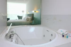 thumbnail: Surroundings