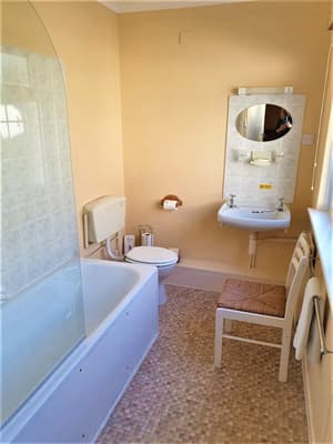 thumbnail: Bathroom