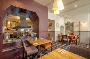 thumbnail: Restaurant