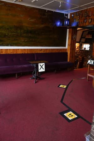 thumbnail: Bar (on property)