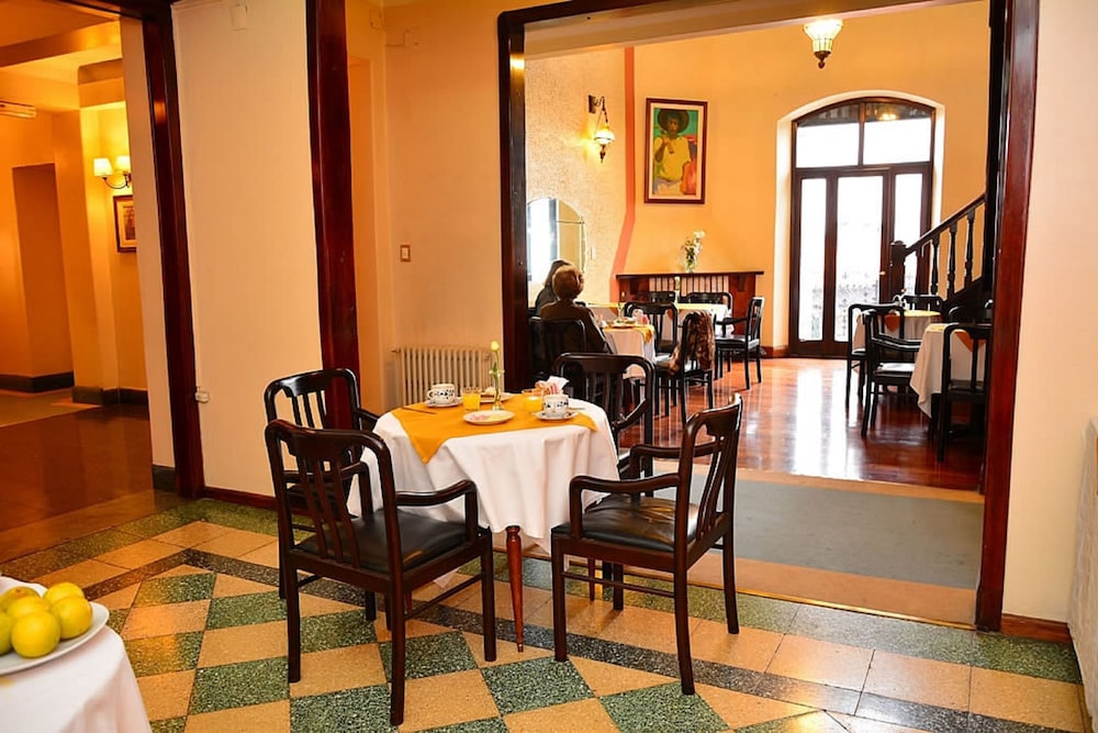 Restaurant-cafeteria