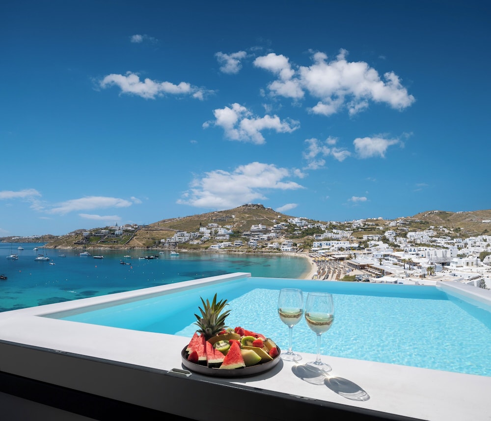 Private pool