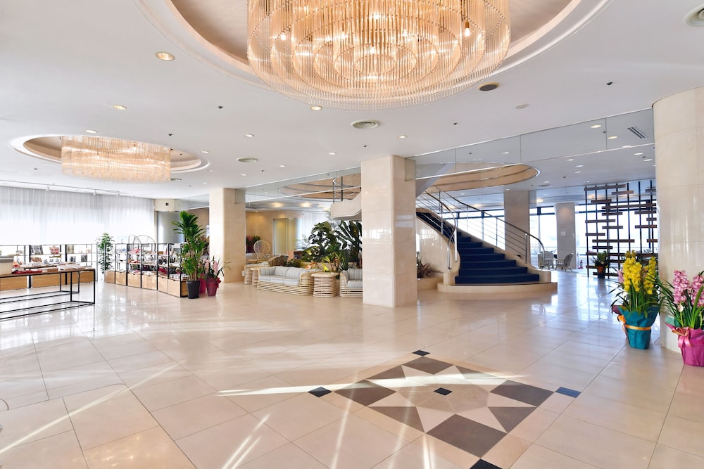Reception hall