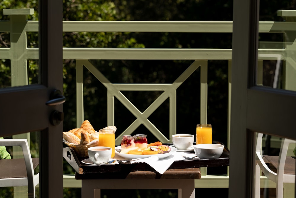 Room service - dining