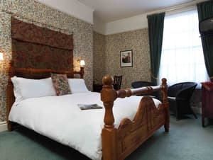 thumbnail: Room