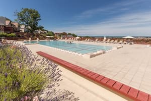 thumbnail: Outdoor pool