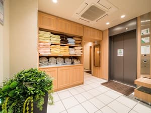 thumbnail: Interior