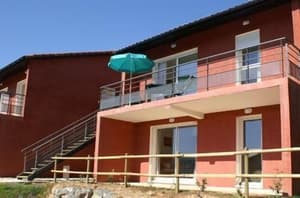 thumbnail: Exterior
