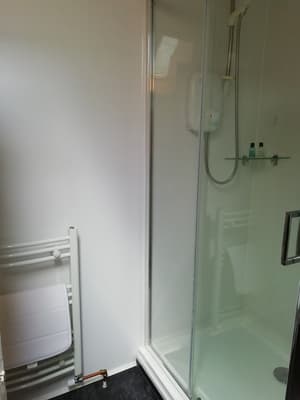 thumbnail: Bathroom shower