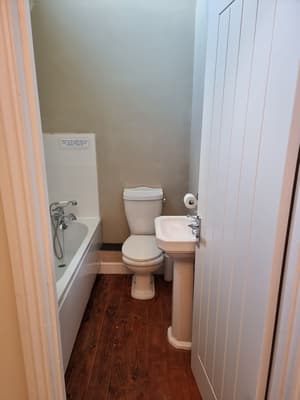 thumbnail: Bathroom