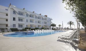 thumbnail: Outdoor pool