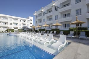 thumbnail: Outdoor pool