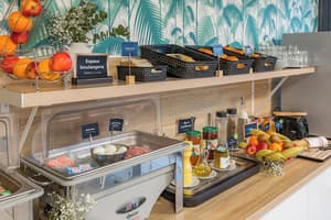 thumbnail: Breakfast buffet