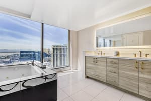 thumbnail: Business center