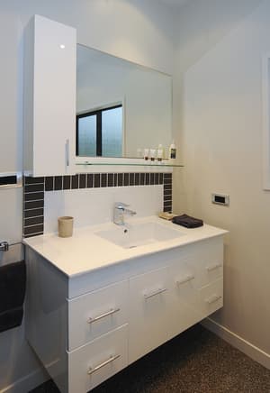 thumbnail: Bathroom sink