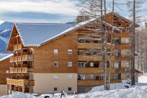 thumbnail: Exterior