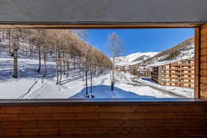 thumbnail: Exterior