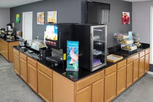 thumbnail: Breakfast area